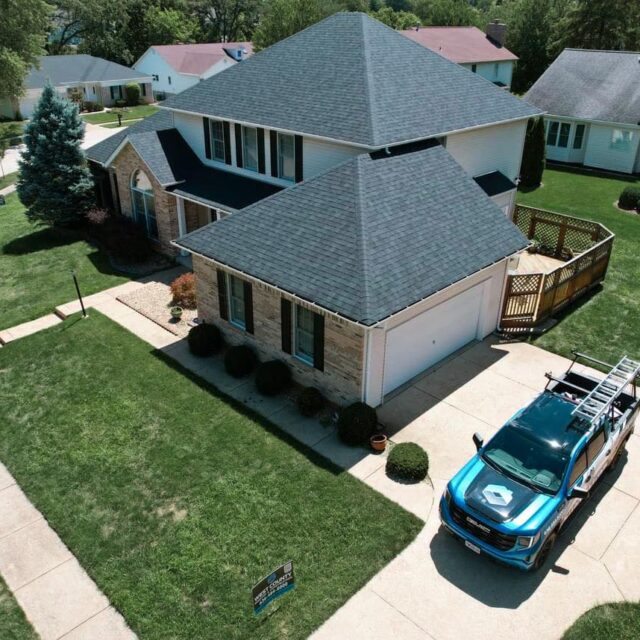 https://westcountyroof.com/wp-content/uploads/2024/08/Ellisville-16-640x640.jpg